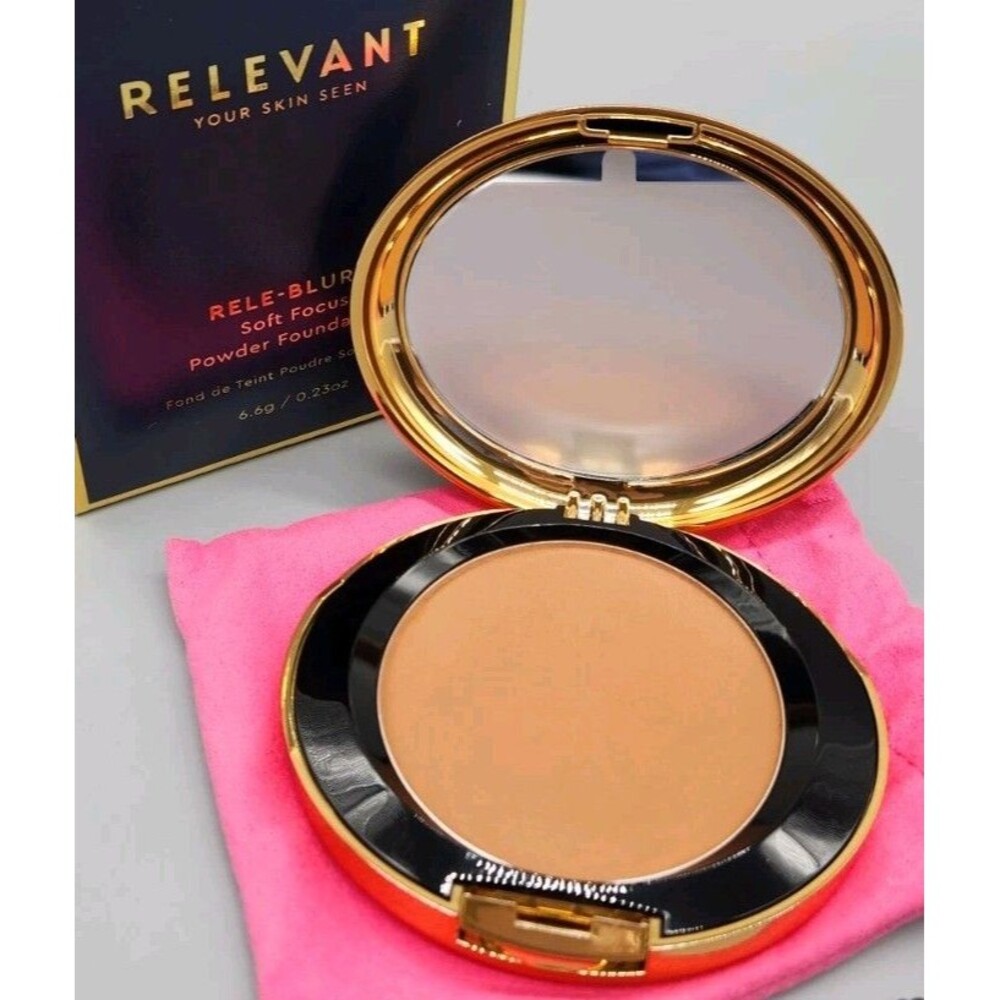 Relevant Inspire 20 Rele-Blur Soft Focus Powder Foundation Compact